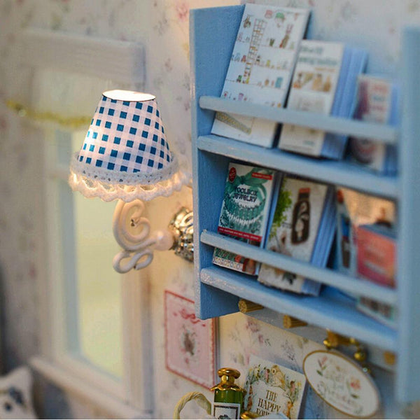 Mini Bed Room Dollhouse