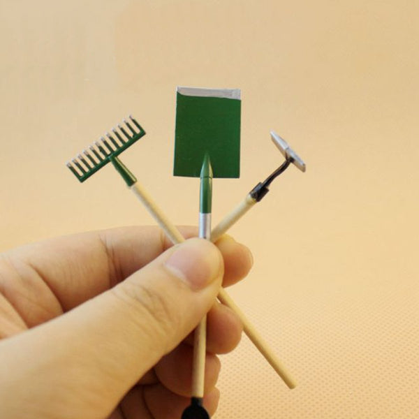 Metal Gardening Accessories Set