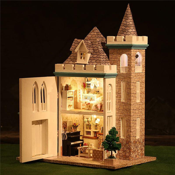 DIY Moonlight Castle Dollhouse