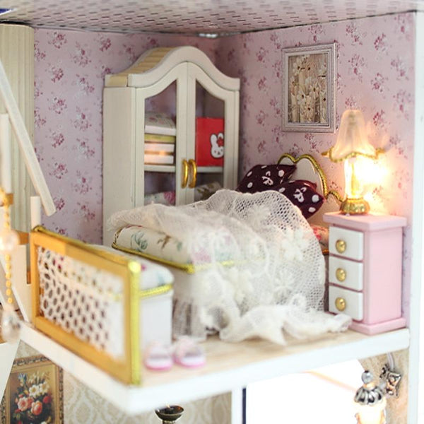 Transparent DIY Dollhouse